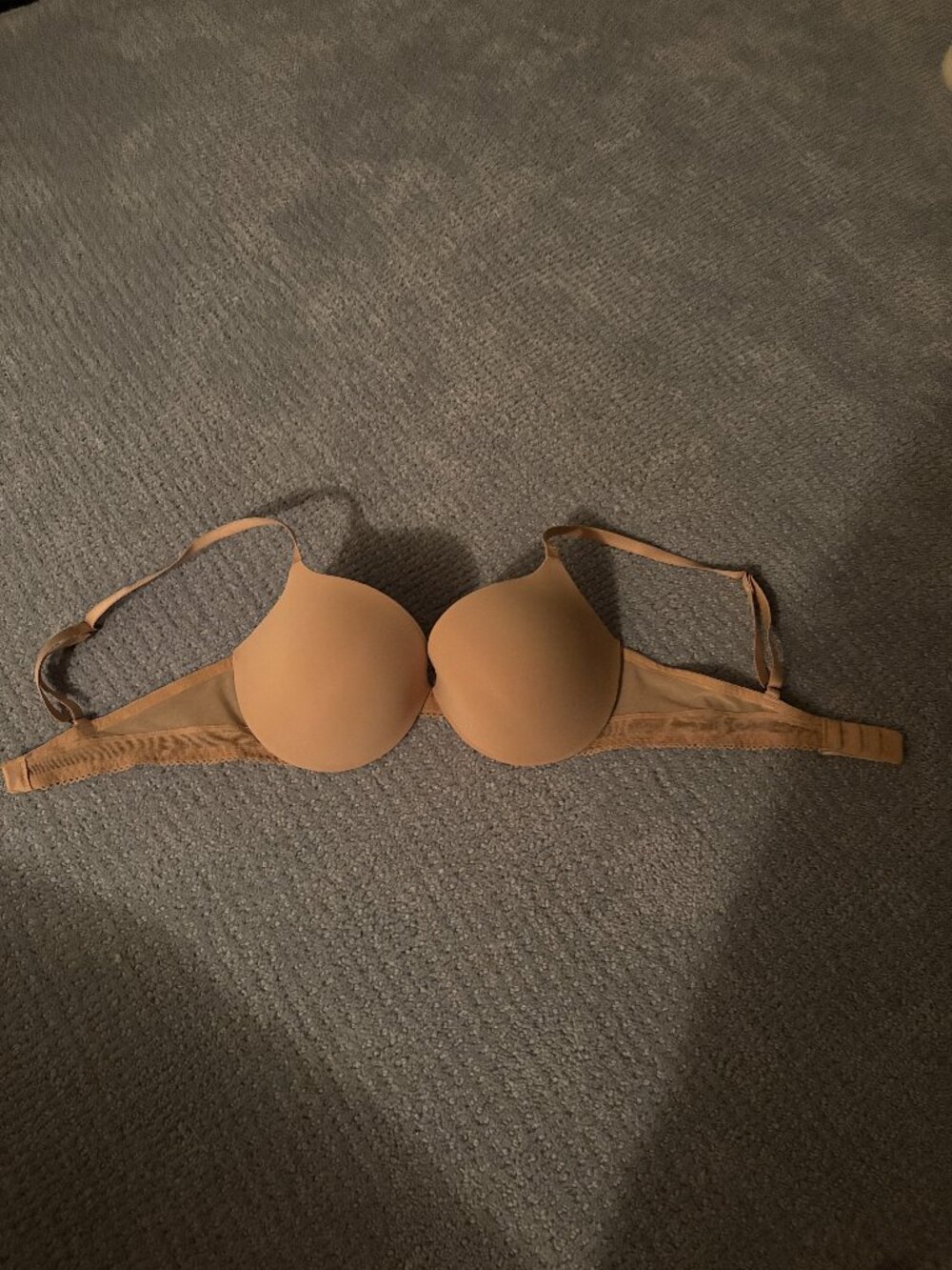 Nude Calvin Klein T Shirt Bra Size 32D
